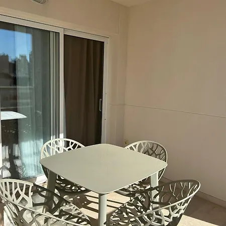 Gemelos 22 B * Benidorm